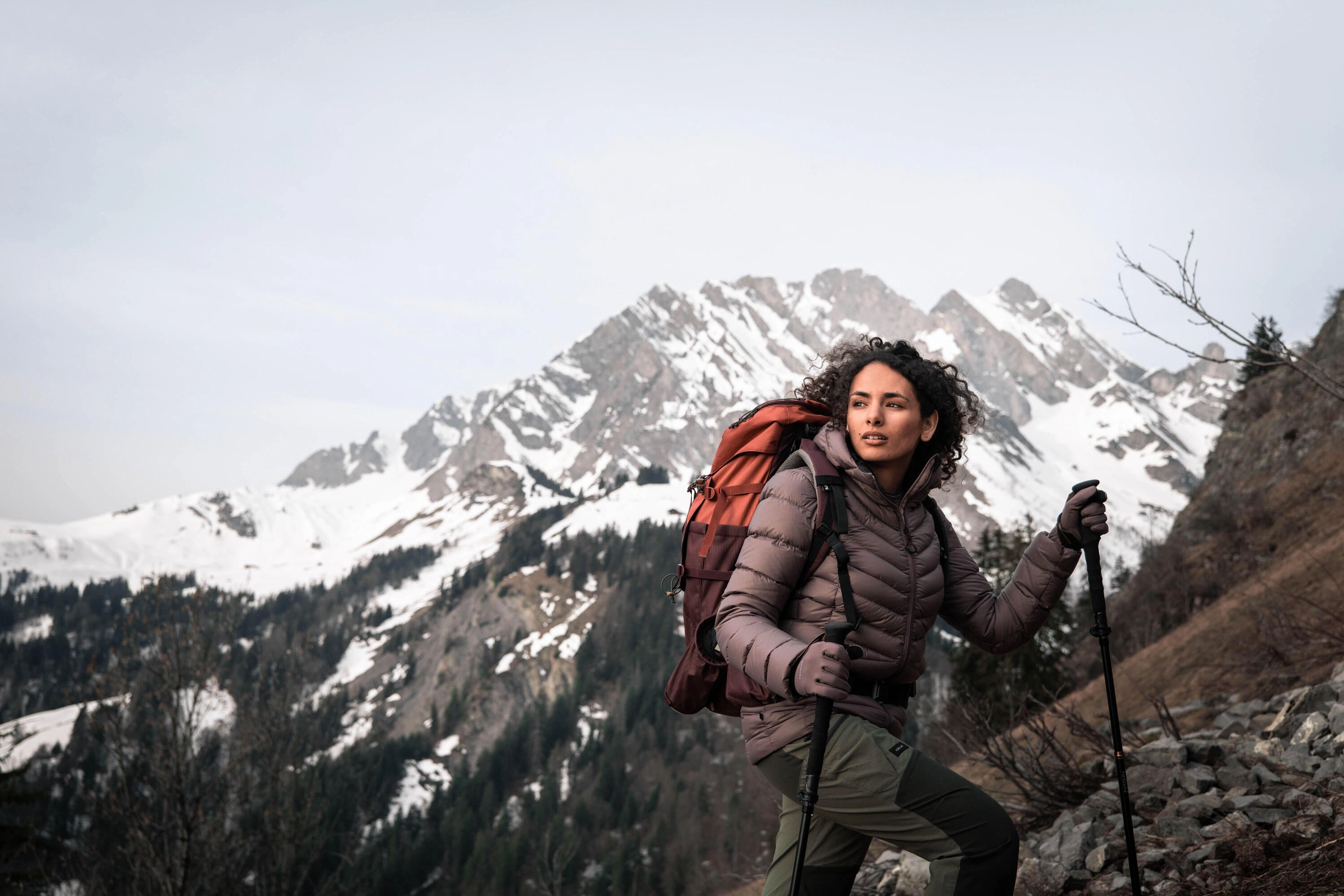 Simond  Women's MT100 Easyfit 50 L Backpacking Pack