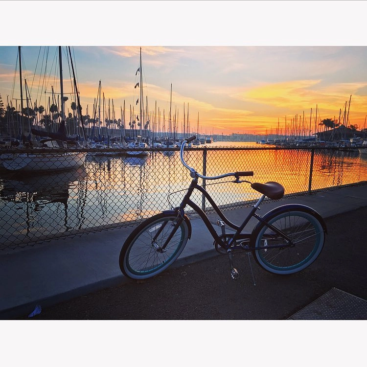 sixthreezero EVRYjourney Women's 26" 21 Speed Step-Through Touring Hybrid Bicycle