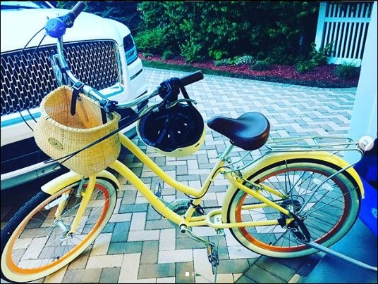 sixthreezero EVRYjourney Women's 26" 21 Speed Step-Through Touring Hybrid Bicycle