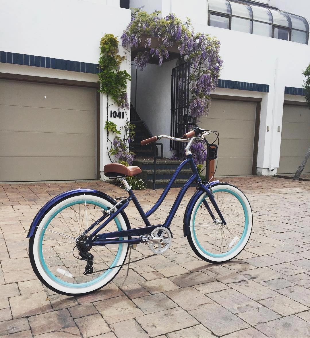 sixthreezero EVRYjourney Women's 26" 21 Speed Step-Through Touring Hybrid Bicycle