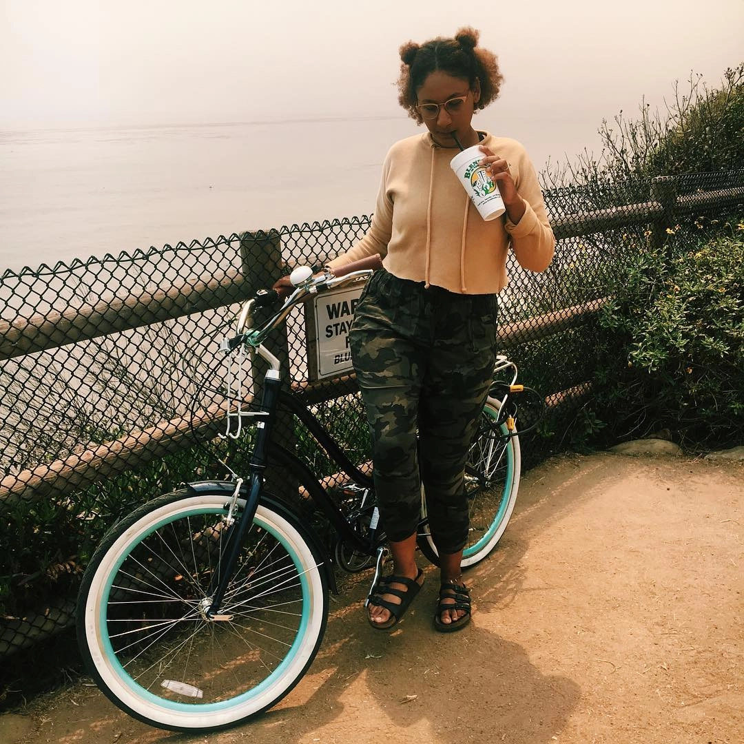 sixthreezero EVRYjourney Women's 26" 21 Speed Step-Through Touring Hybrid Bicycle