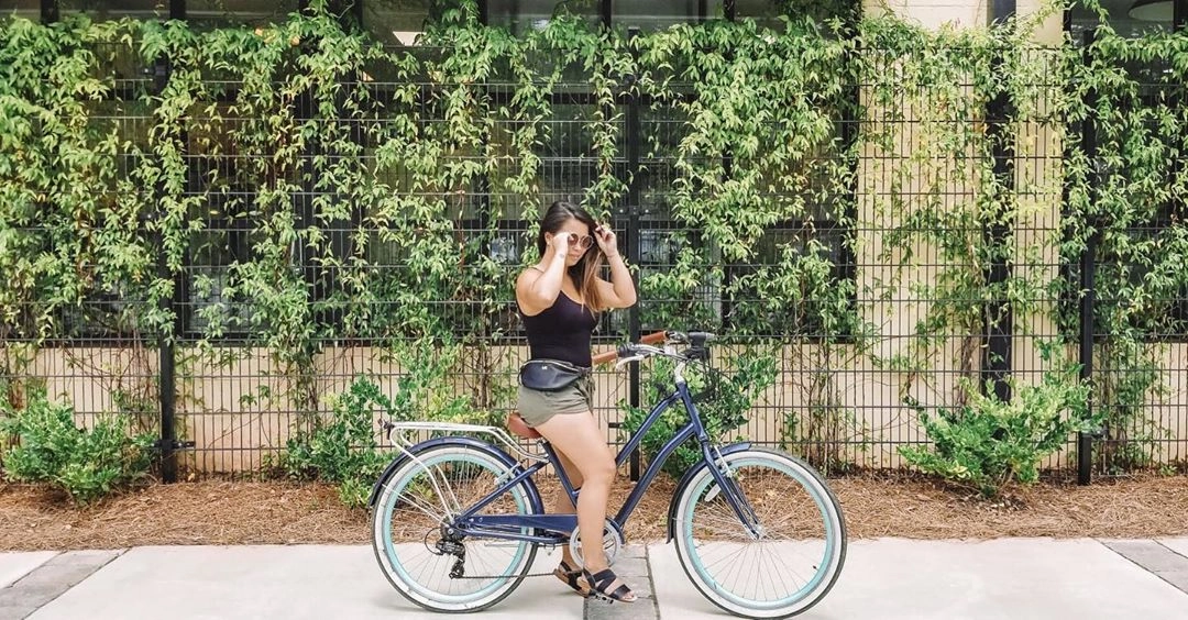 sixthreezero EVRYjourney Women's 26" 21 Speed Step-Through Touring Hybrid Bicycle