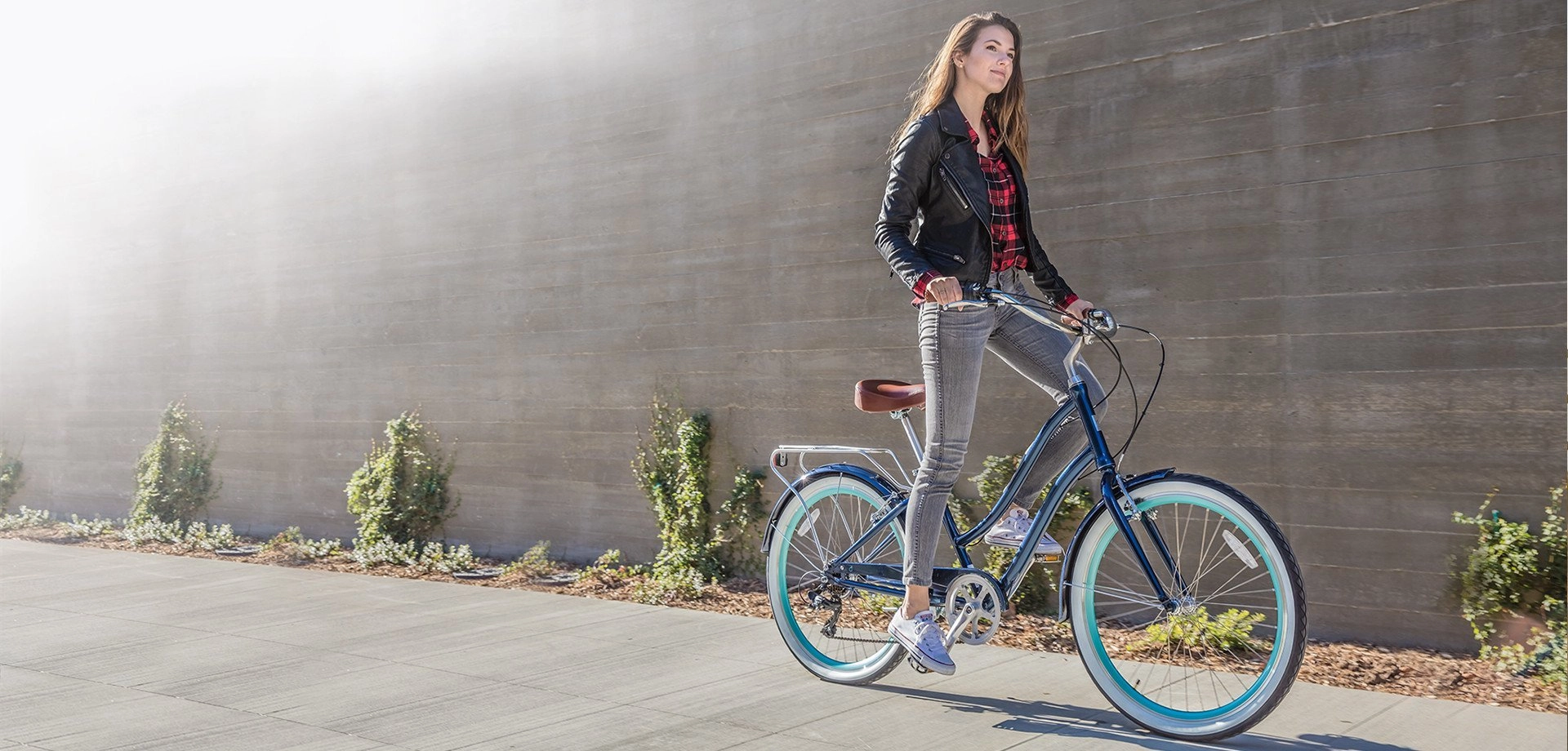 sixthreezero EVRYjourney Women's 26" 21 Speed Step-Through Touring Hybrid Bicycle